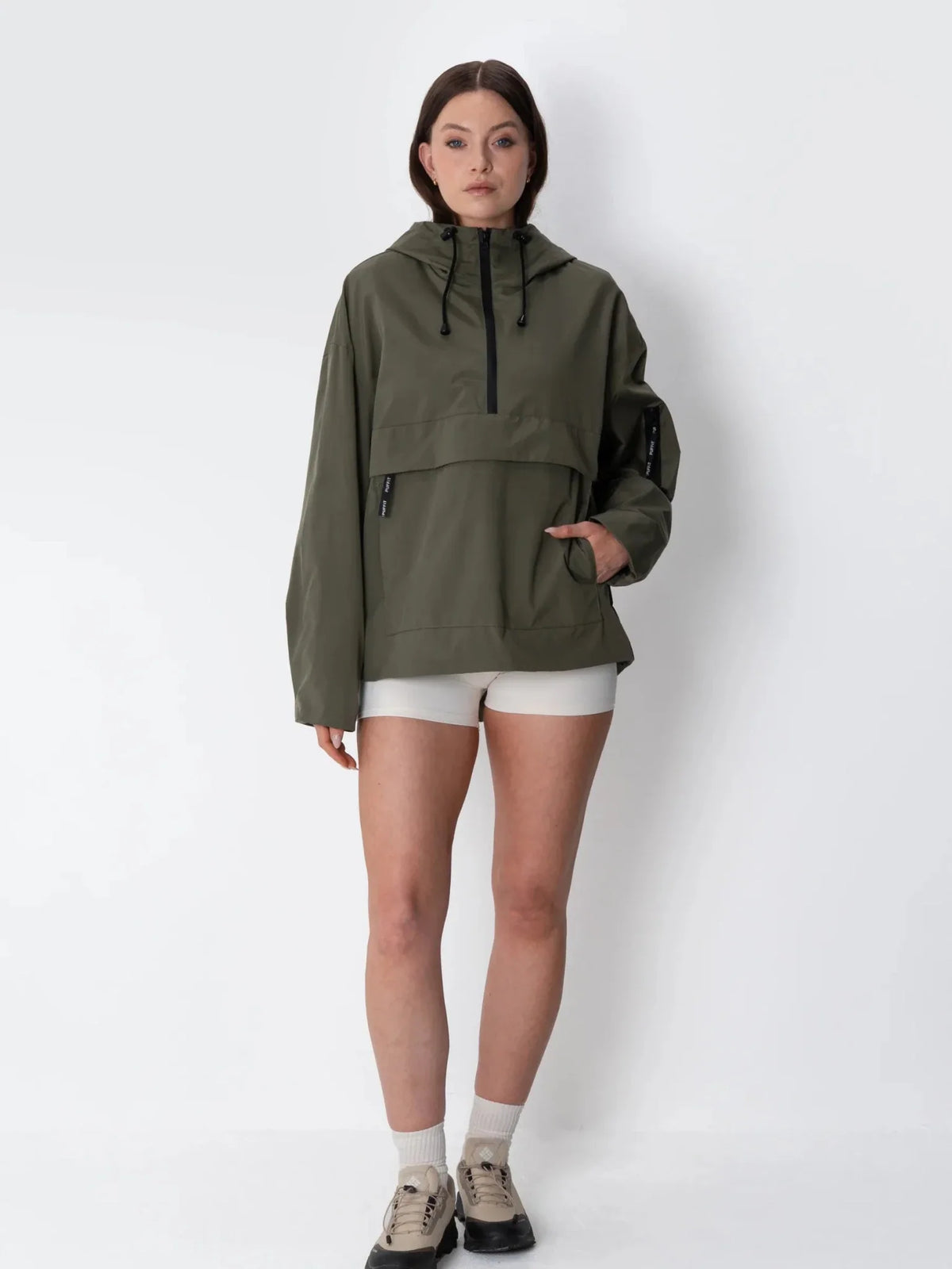 Coupe-vent à capuche oversize