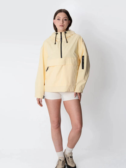 Coupe-vent à capuche oversize