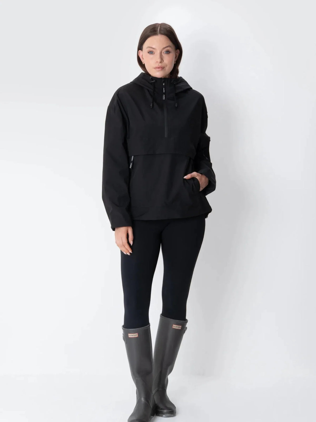 Coupe-vent à capuche oversize
