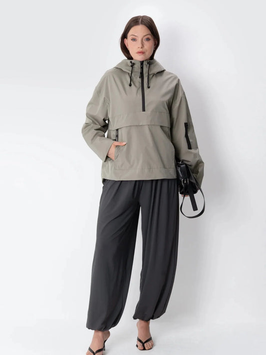 Coupe-vent à capuche oversize