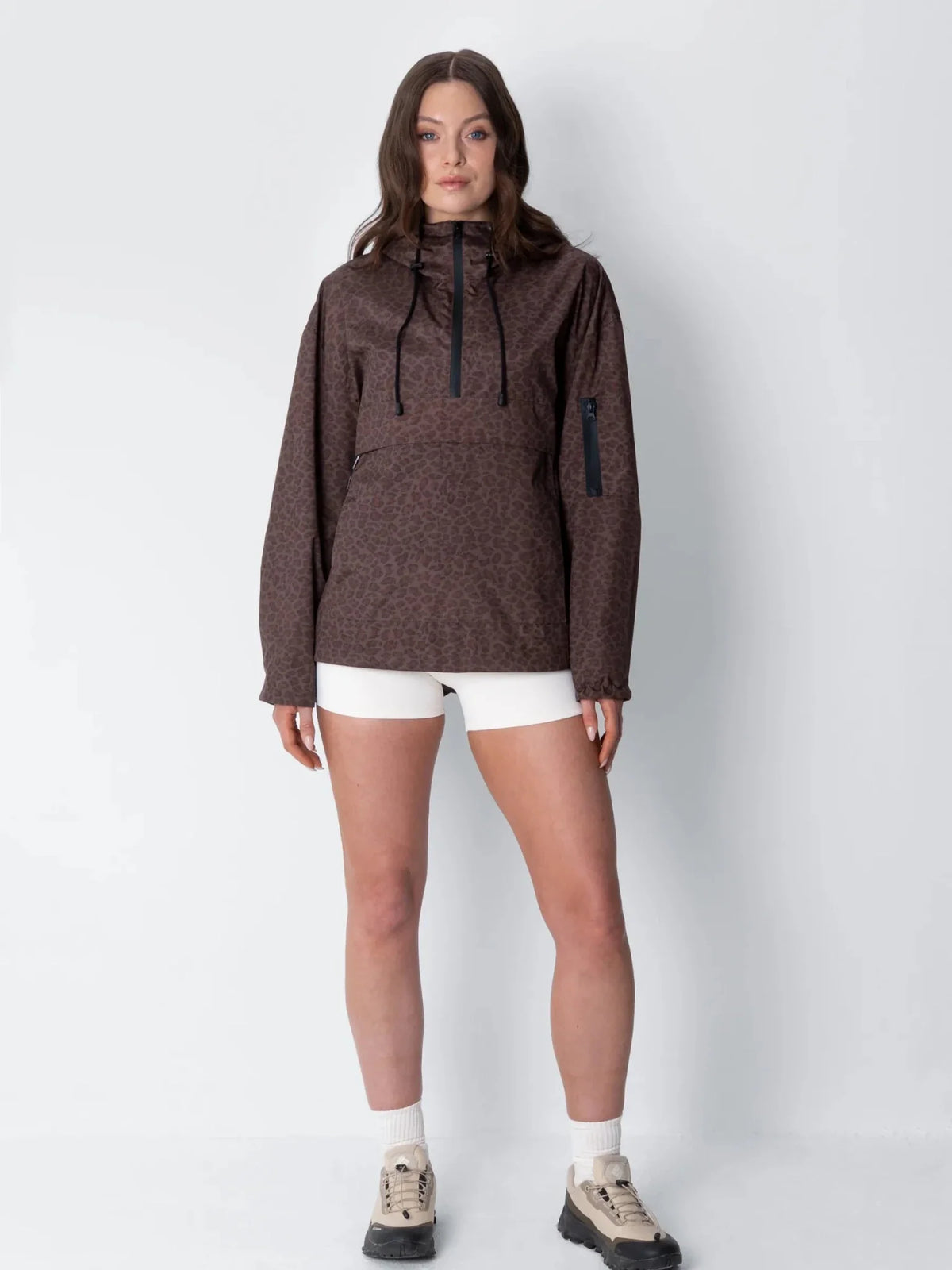 Coupe-vent à capuche oversize