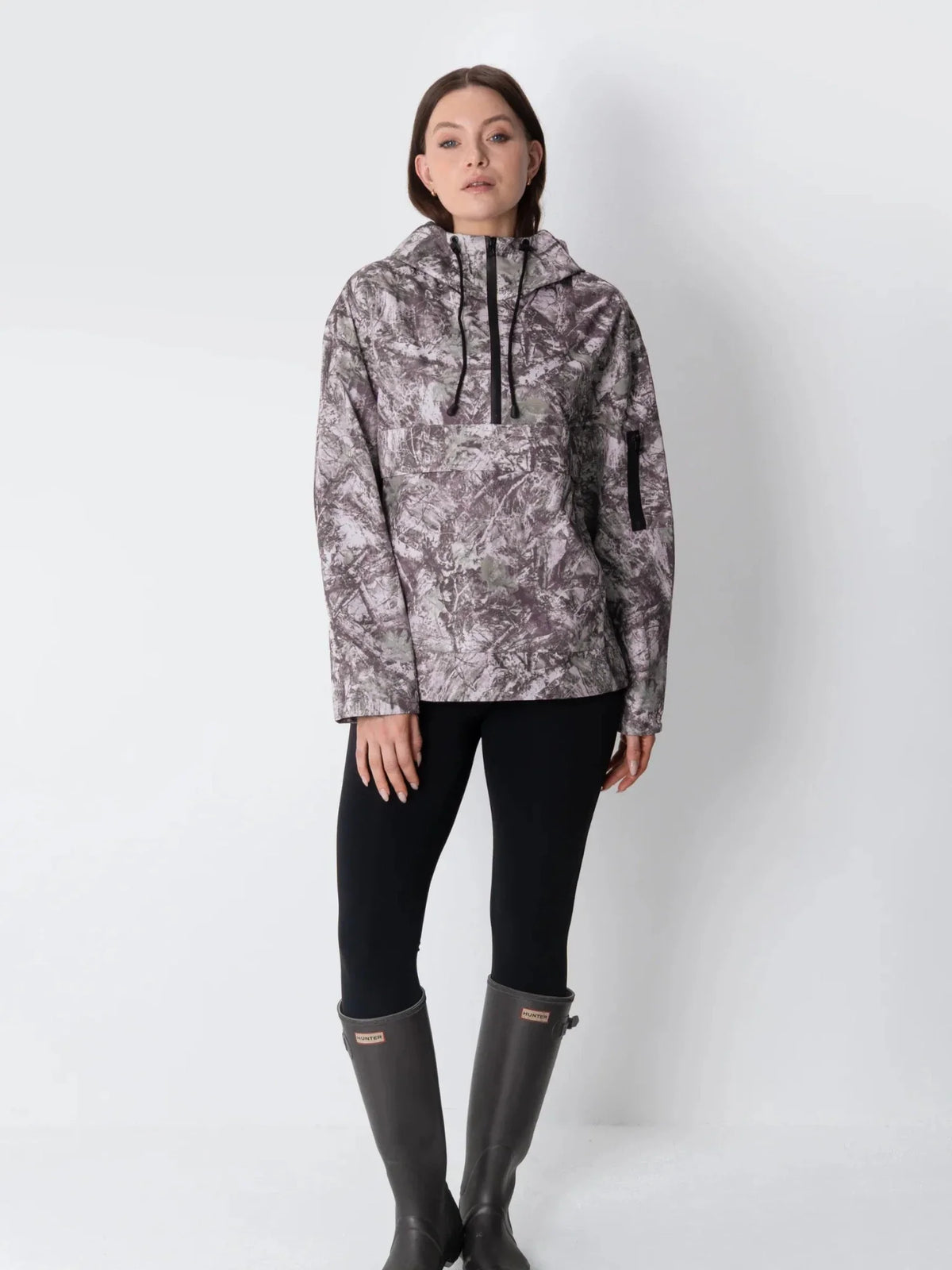 Coupe-vent à capuche oversize
